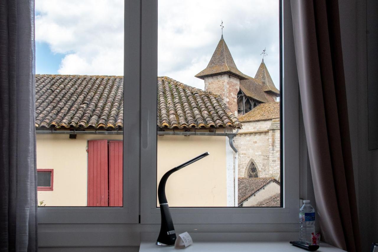 Hotel & Gastronomie - La Table De L'Europe Villereal Bagian luar foto